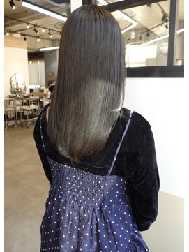 オルセン(OLSEN) オリーブベージュ/透明感カラー