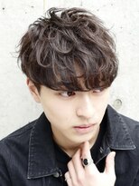 フィフス トウキョウ (fifth TOKYO)&nbsp;ルーズパーマシャドウパーマ波巻きパーマ刈り上げ束感マッシュ