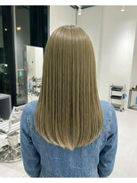 ハーツオオサカ(HE:ARTS OSAKA)&nbsp;梅田で叶う艶髪ハイトーン　オリーブカラー