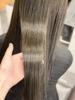 ロックス バイ マグ 松本(rocks BY MAG)&nbsp;10代20代イエベブリーチ無しワンカラー透明感オリーブグレージュ