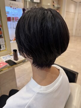 アッシュ 仙川店(Ash) 30代40代50代前髪あり丸みハンサムショートコンパクトショート