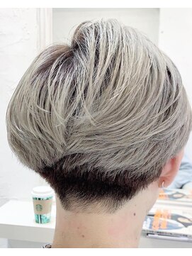 ウーロス(uros.) ハイトーン ショート