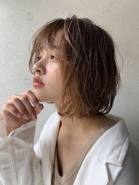 イコ(iko) うざバング。ゆるウェーブ。結べるボブ。#センシュアルショート