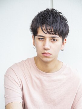 アイヴィー(IVY) 小久保☆シルバーグレー束間ショートウルフツーブロックマッシュ