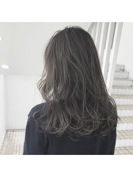 シャングリラ(shangri-la) ヘルシーなハイライトカラー♪