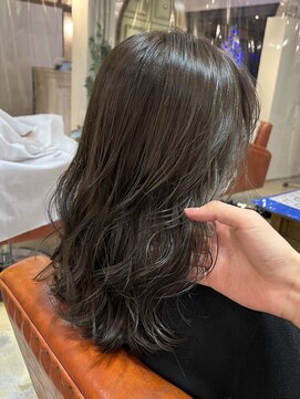 フォンド 津田沼(fond.) 柔らかアッシュグレージュ【 梅木 潤 】指名可能 ◎