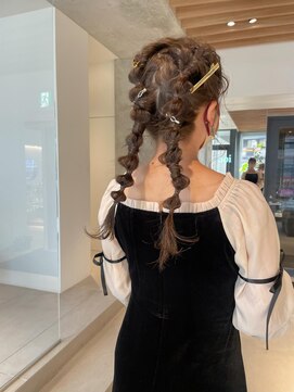 アオイ(aoi.) 薬院【aoi.】お呼ばれヘアセット