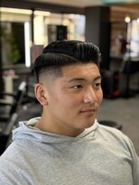 ヘアーラボ 樟葉(Hair Labo)&nbsp;サイドパート スキンフェード 南楠葉