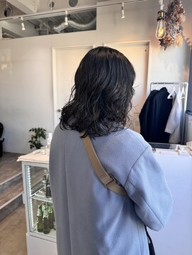 ロカ 表参道(loka) ニュアンスパーマ/大人ウルフ[表参道/ブリーチ/ハイライト]Mai