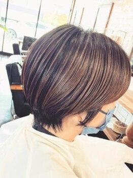 ジェンテ ヘアサプライ(GENTE hair&supply)の写真/お顔や頭の形に合わせた巧みなカット技術でフェイスラインすっきり綺麗◇小顔に見えるトレンドショートに♪