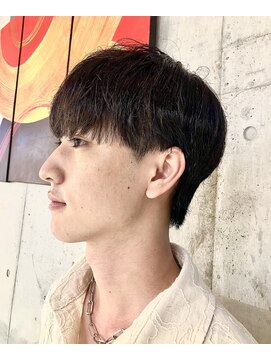 ミドル(MIDDLE) メンズマッシュ/メンズカット/府中/夜間/学割/駅近/