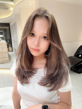 ロンドミラー 博多店(Lond Mirror) 顔周り小顔レイヤーカット/ミディアム韓国ヘア/博多