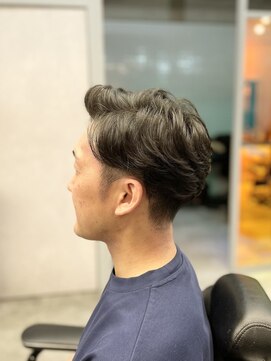 刈部倶楽舞 メンズ/アップバング/ツーブロック/ナチュラル/バーバー/