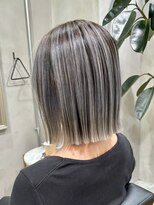 ヘアプレイスソル (HAIR PLACE SoL)&nbsp;艶髪ストレートカット/切りっぱなしボブ/ツーカラー