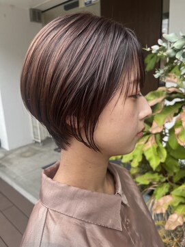 オーバルヘアー(OVAL hair) くびれショート