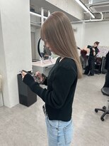 ティント 梅田(Tint)&nbsp;【TOMOKI】ミルクティーグレージュ《大阪梅田駅》