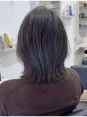 外ハネミディアムボブ