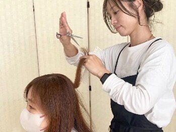 プラスケー(+k)の写真/【育毛促進・ウィッグ特化サロン】ST2名は大手ウィッグ企業10年以上の経験◎髪と頭皮の悩みならお任せ♪