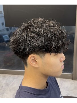 ヘーゼル 博多(HAZEL.) 外国人風/シャドウパーマ/スペインカール