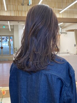 パークレーン アイス イヴェン(park lane ICI yeven) ブリーチなし切りっぱなしボブミディアムレイヤーボブ秋カラー