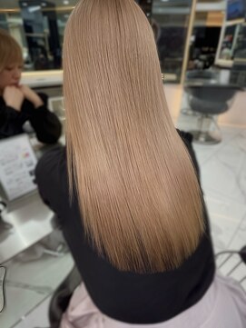 ラピス 渋谷本店(Lapis) ミルクティーカラー