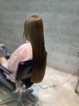 ソル 八王子(SOL) 「縮毛矯正でも叶う!ヌーディーベージュの透明感ストレート」