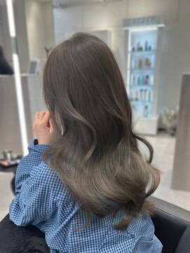 アルドーレフィエロ シンサイバシ(Ardore fiero shinsaibashi) レイヤーカット☆ブリーチなしグレージュ20代30代40代