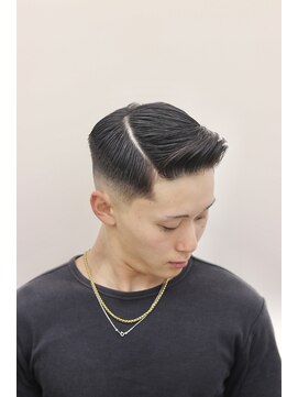 ダリーサード(DALIE third) スキンフェードサイドパート