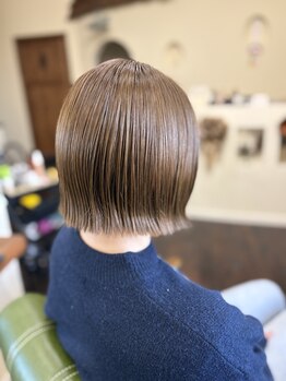 ヘアアートマール(Hair Art marl)の写真/【女性オーナーマンツーマン×貸切空間】丁寧なカウンセリングで理想のグレイカラーに