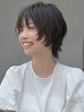ホヌン 茅ヶ崎(Honnun) 【20代30代40代】大人フェミニン◇ウルフショートレイヤー