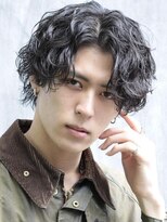 ブラック サッポロ(BLUCK SAPXOXO)&nbsp;フェザーショートツイスパシャドウパーマmen's大通駅学割U24