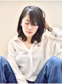 セミディ伸ばしかけくせ毛風ルーズカール黒髪ふわミディ無造作