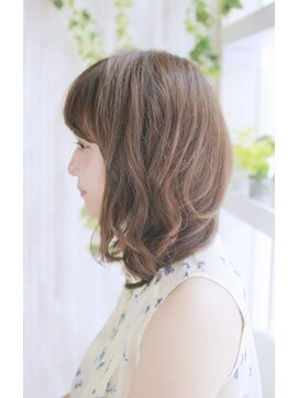 トランクイルバンカ(TRAN9UIL BANCA) 20代30代40代 甘くてもいい！大人ニュアンスウルフ 【近江八幡】