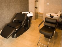 リッコ(Ricco)の雰囲気(寛ぎのシャンプー台で至福のサロンタイムをお過ごし下さい☆)