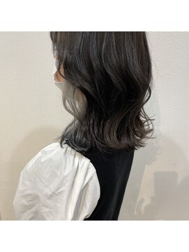 ロロネー 梅田(Lolonois) 【Lolonois梅田】グレージュ×ホワイトアッシュ☆(岡崎美咲)