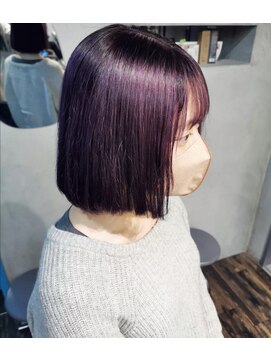 フロップニク(FLOPNIK) 紫髪ボブ