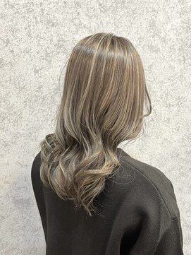 フィンチ(Finch) 【Finch高橋】外国人風ハイライト/グレージュ/アディクシー