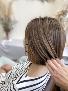 ステラ(stella) ハイライトボブ