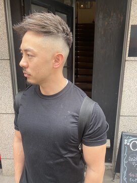 ウィ 立川(Oui) 【SEIGO】ハイライト×フェードショート