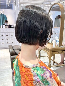 リコバイアフロート(riko by afloat) ショートボブ/フェミニン/ボブ[stylist竹田]