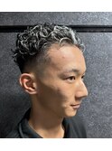 極道パーマ・ホワイトメッシュ・スキンフェード