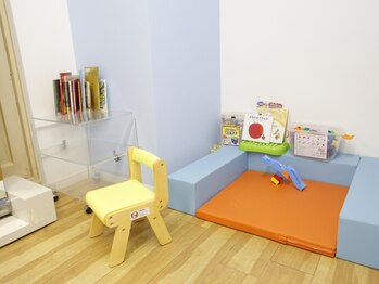 アビエ(abije)の写真/【キッズスペース有】忙しくて時間がないパパ・ママの味方！お子様連れでも通いやすいサロンで癒されて♪