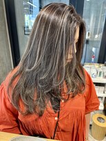 ルーフ 町田店(LUFE)&nbsp;コントラスト細めハイライト×顔まわりレイヤー