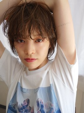 エニイ(ANY) ショートウルフ