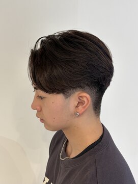 ニアウ 伊勢崎連取店(Niau) ニュアンスパーマセンターパートフェザーパーマ