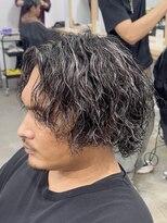 アイトーキョーリタ 渋谷(AI TOKYO Rita) ハイライトサーフカールジェントルショートシャドウパーマ眉毛