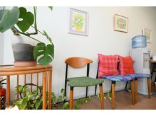 ヘアーサロンかわての雰囲気（店内はクラシック音楽が流れておりリラックスできます♪）