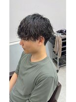 オゼル(OZEL) 【センターパートマッシュ】抜け感×色気を纏う上品メンズカット