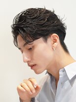 レタッチバイフィフス(RETOUCH by fifth)&nbsp;センターパート×ルーズパーマ