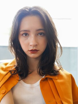 マセナ(Masena) センターパートボブルフ×ブルージュカラー